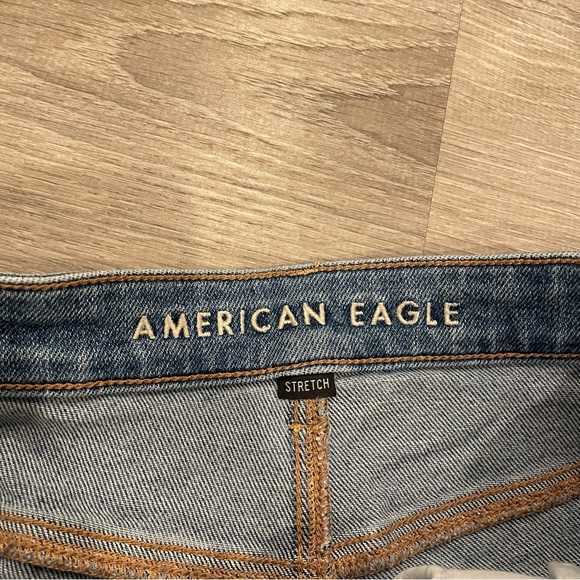 American Eagle Stretch Fit Distressed Ripped Jeans Size 6 - Picture 5 of 8